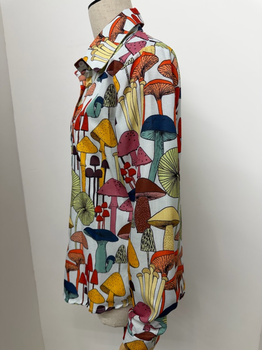 Retro Styled Mushroom Print Button Front Long Sleeve Bohemian Shirt Size Medium - Picture 12 of 14